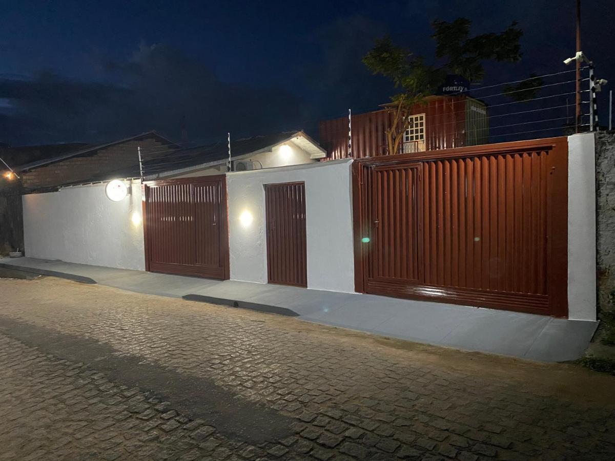Container Lb Com Garagem Para Carros De Ate 4,5M Боа-Віста Екстер'єр фото